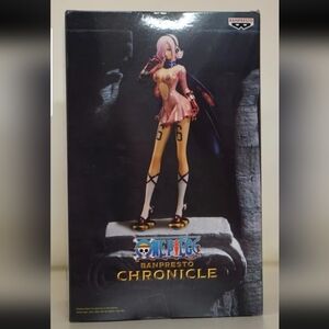 One piece figure